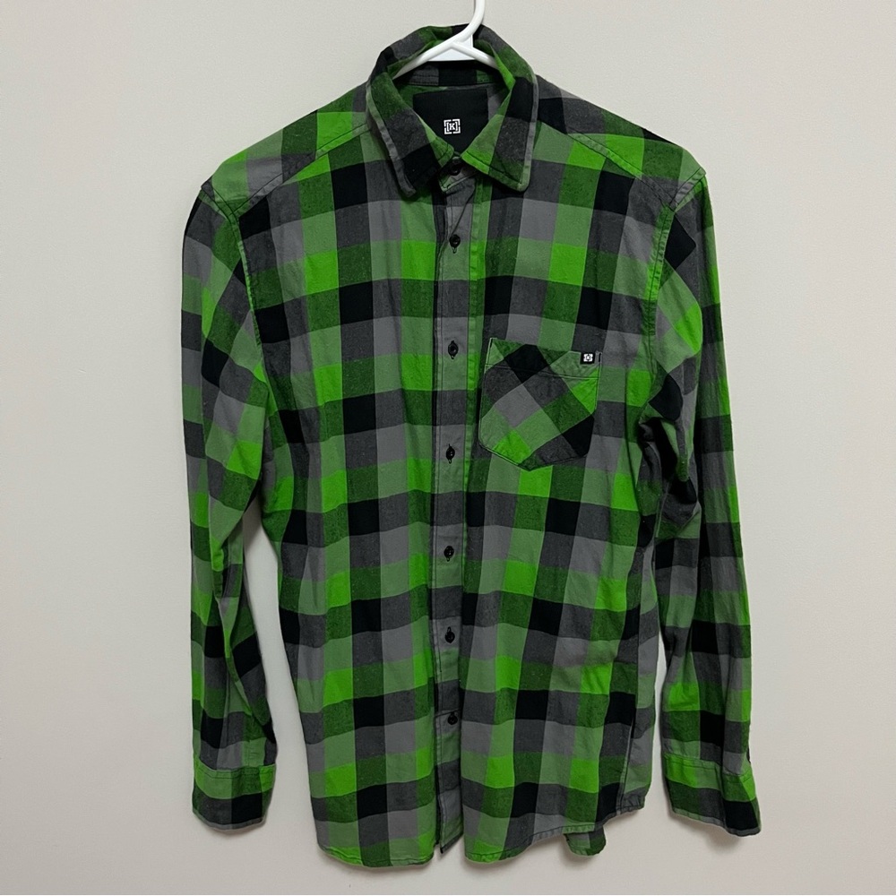 Krew Green and Black Plaid Men's Button-Down Shirt Size Small